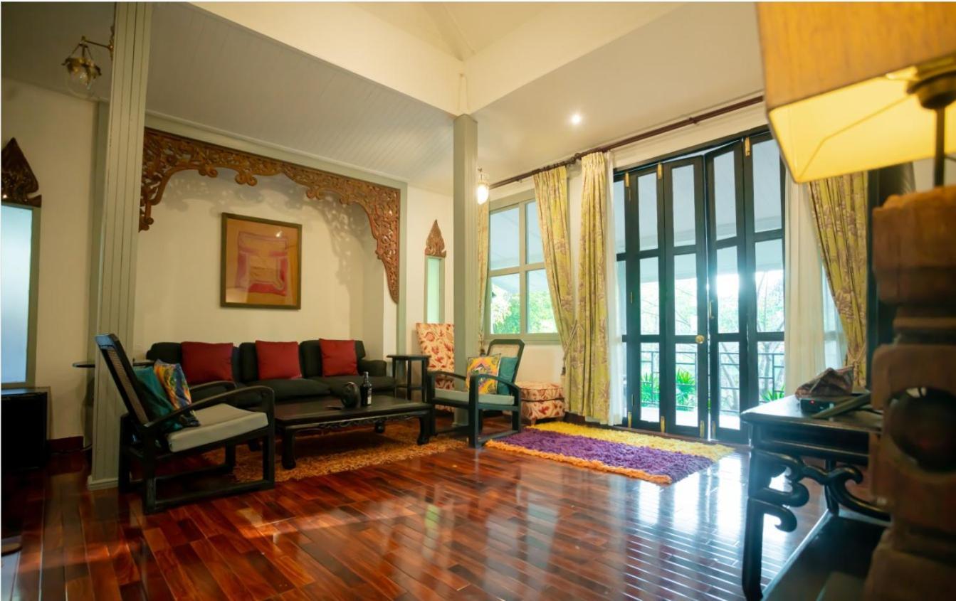 Zantiis Ndol Villas Муаклек Екстериор снимка