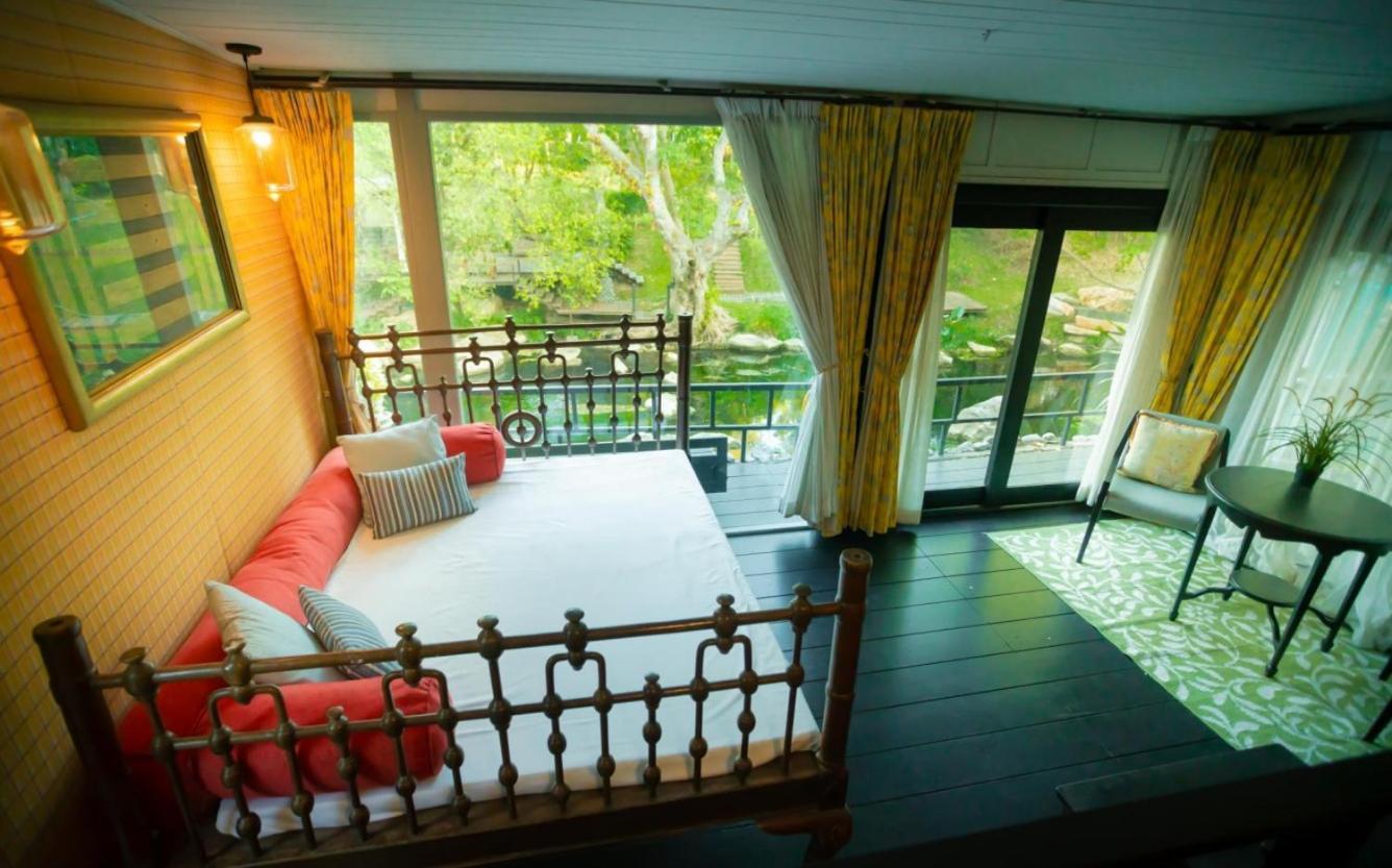 Zantiis Ndol Villas Муаклек Екстериор снимка